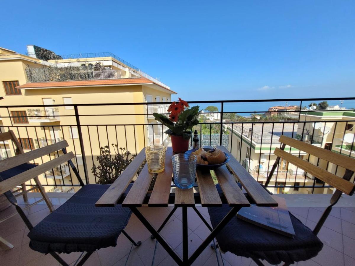 Sara Blu Apartment Sorrento Kültér fotó